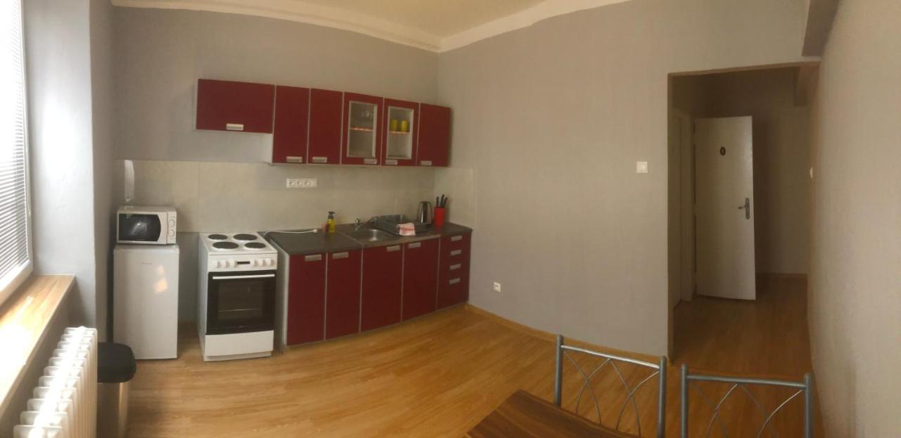 Apartman Bea, Snp 12 Velky Krtis Exterior foto