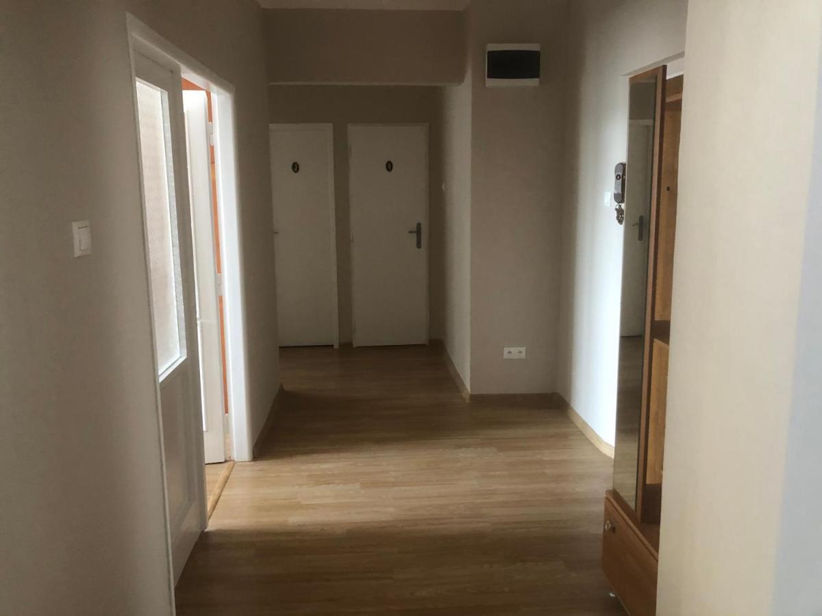 Apartman Bea, Snp 12 Velky Krtis Apartment Exterior foto